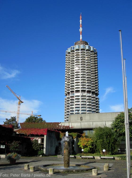 Augsburg Messeturm Foto: Peter Barta / pixelio.de 