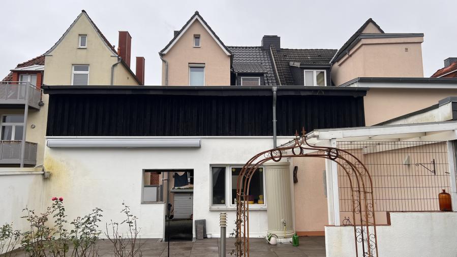 Komfortables Zweifamilienhaus in Lübeck Schlutup