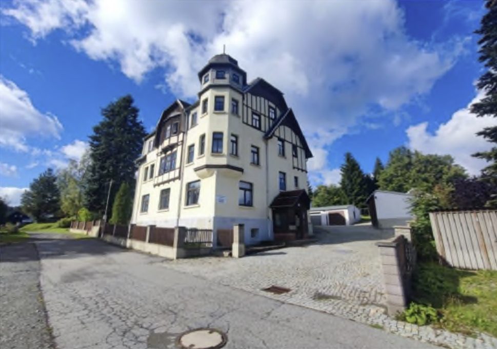 +++ VERKAUFT +++ Wohnen und Arbeiten in einer attraktiven "Fabrikantenvilla" mit Fabrikanbau