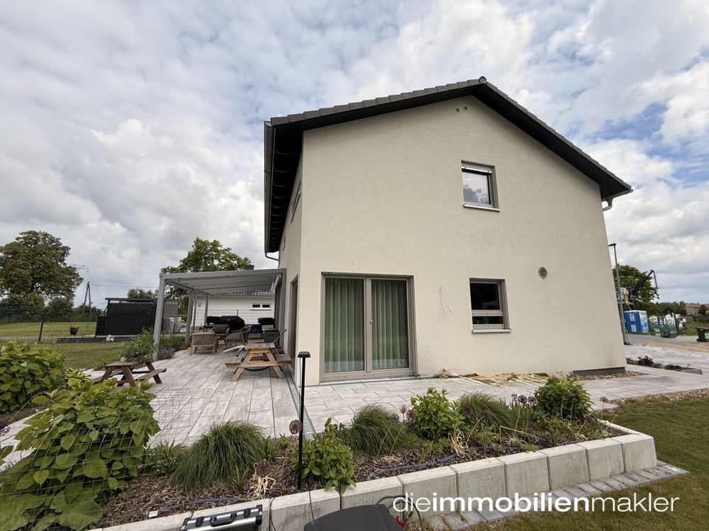 Seitenansicht Haus