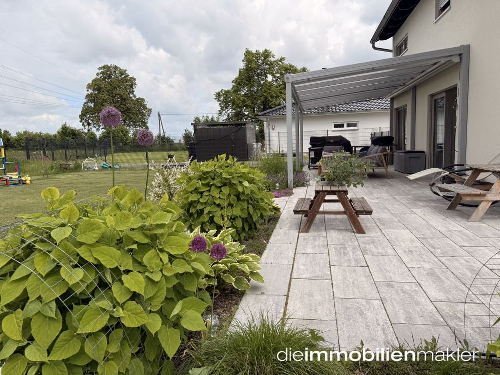 Ansicht Terrasse/Beete