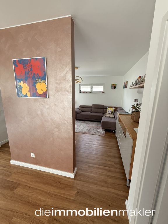 Blick ins Wohnzimmer