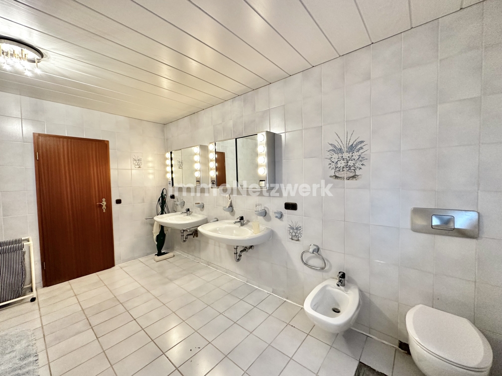 Badezimmer OG