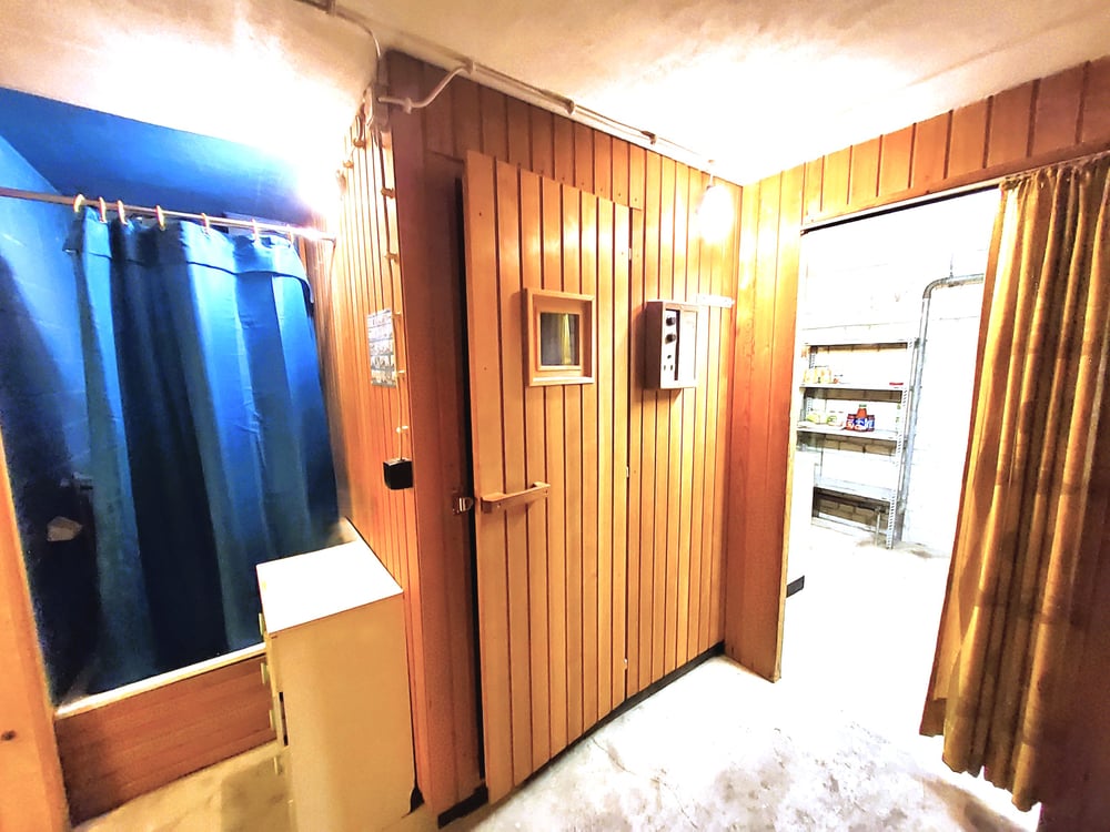Keller Sauna+Dusche