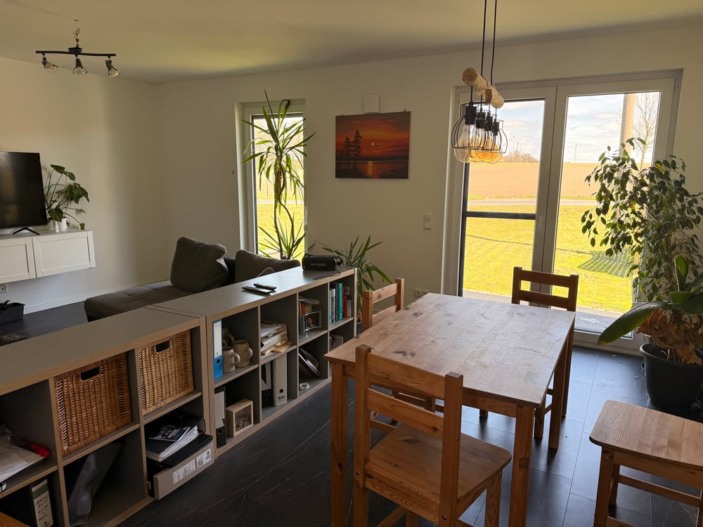 Wohnzimmer mit Essbereich