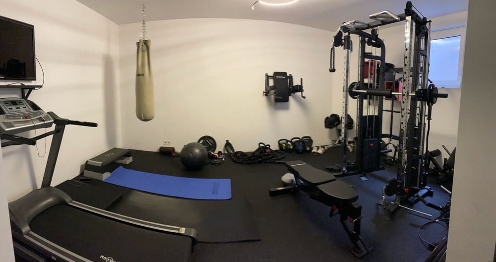 Fitnessraum UG