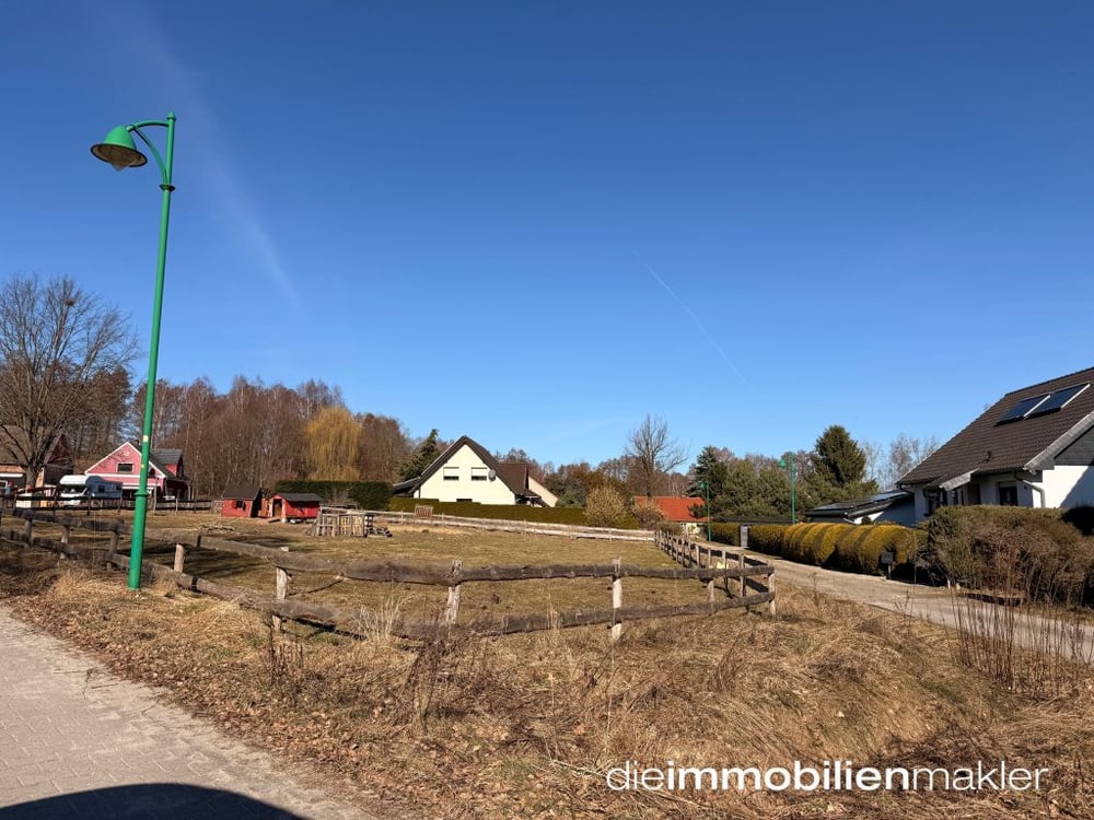 Grundstück