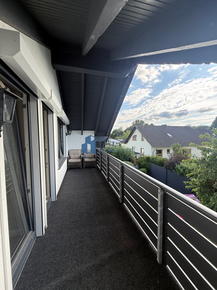 Balkon OG