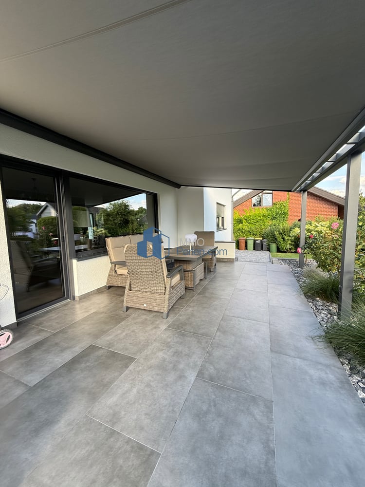 Blick Terrasse zum Wohnzimmer