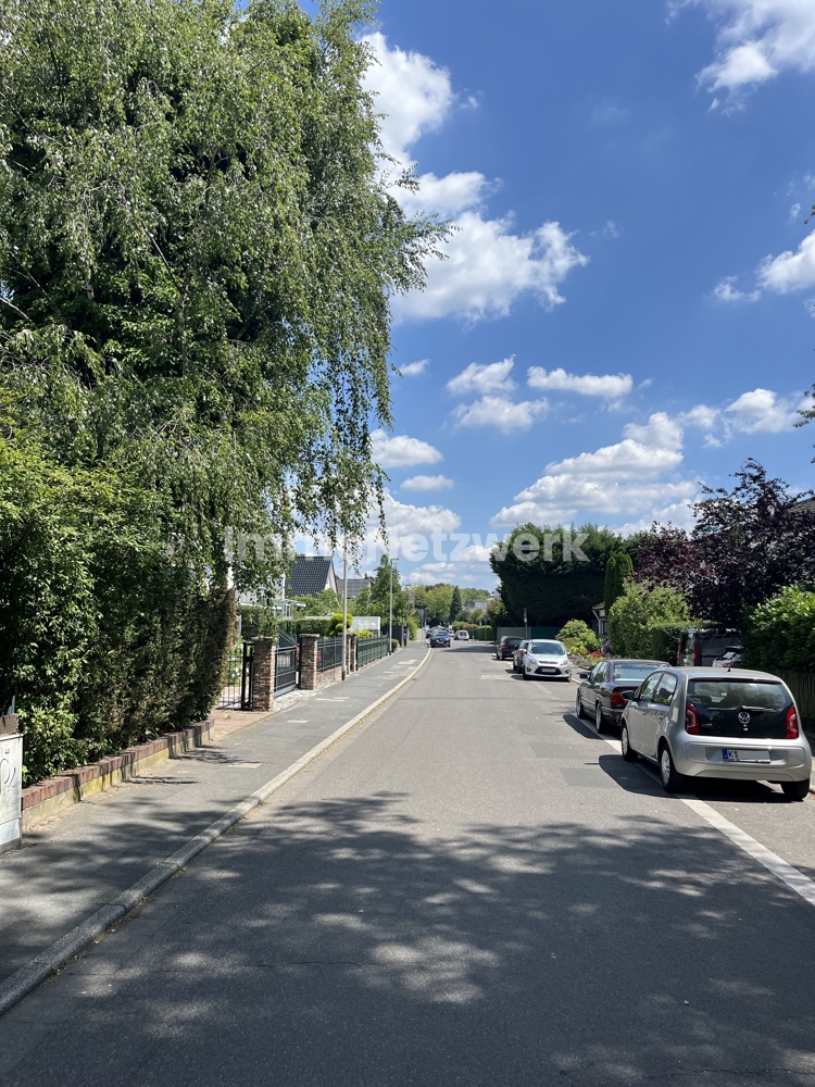 Straßenansicht