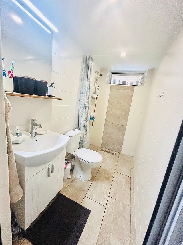 Badezimmer EG