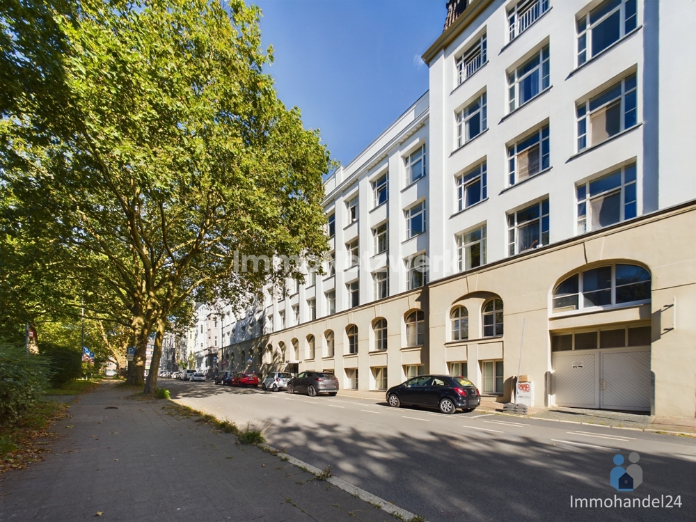 ***ideale ETW im Studentenwohnheim direkt am Blücherplatz***Denkmal