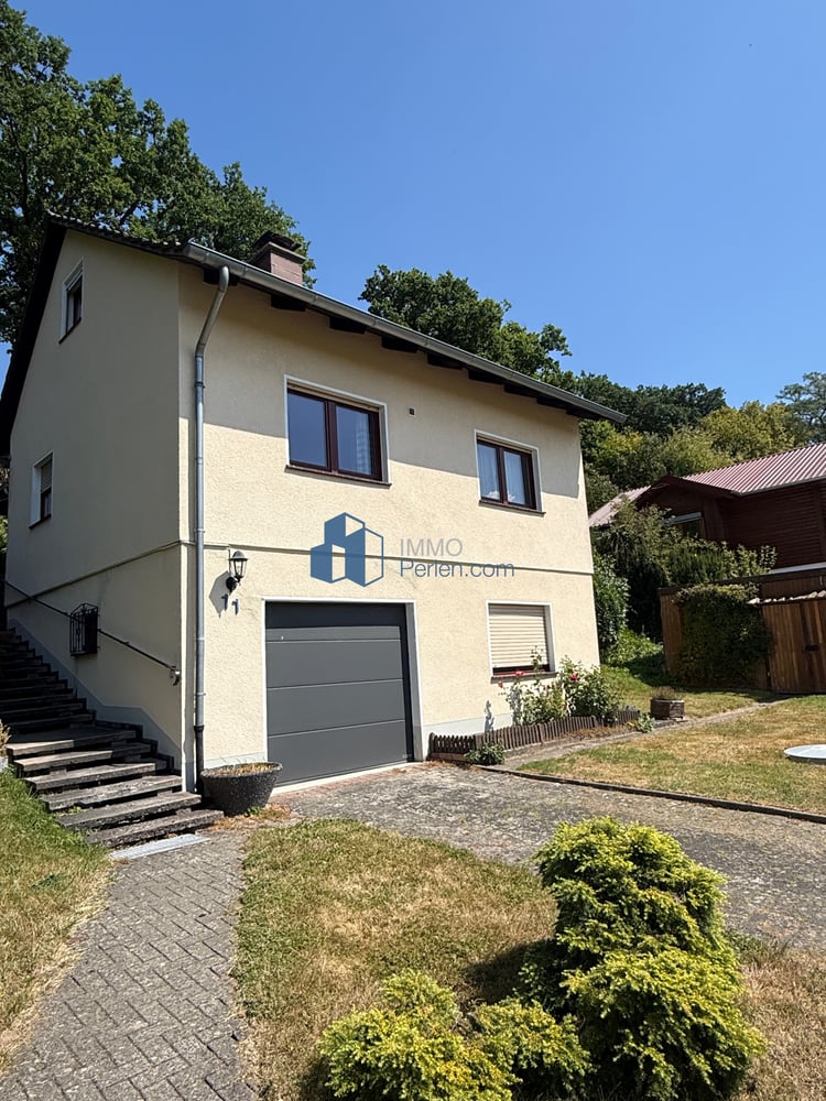 Ihr kleines Zuhause in Trendelburg-Stammen ! Gepflegtes Einfamilienhaus in  Naturrandlage