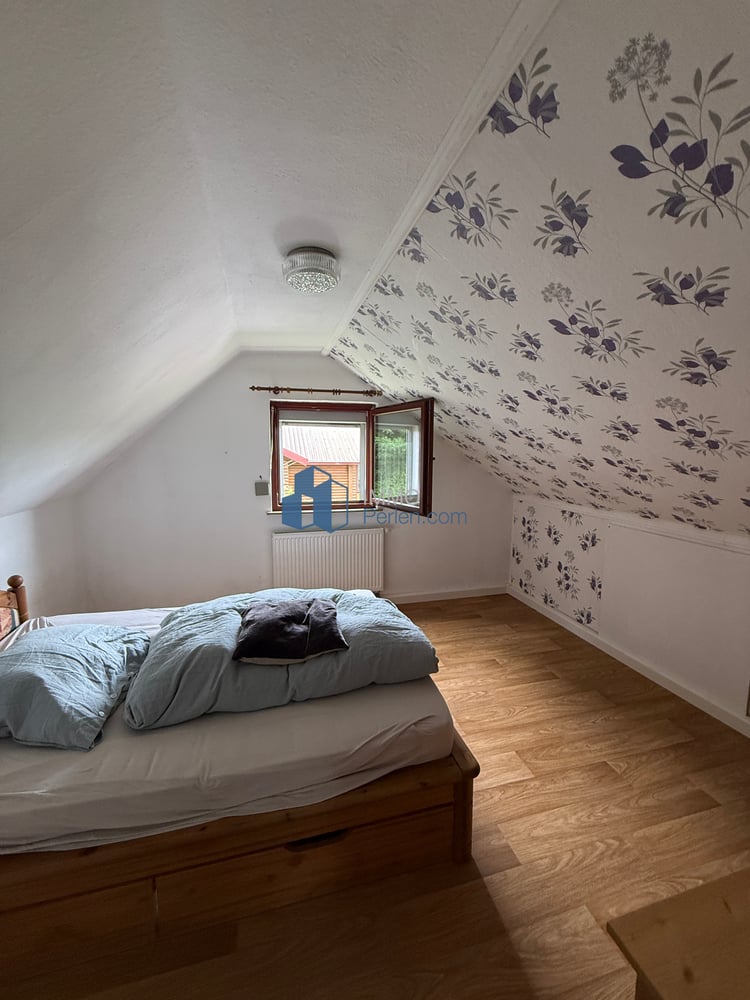 2. Schlafzimmer DG