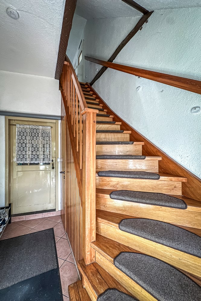Treppe zum 1. OG