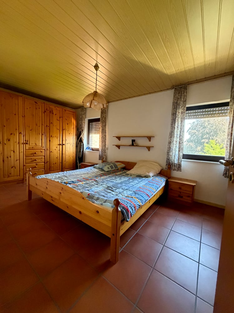 Schlafzimmer DG
