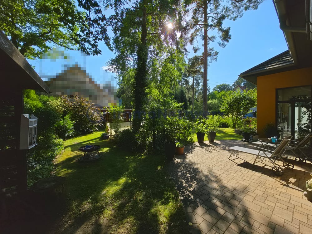06 Terrasse und Garten