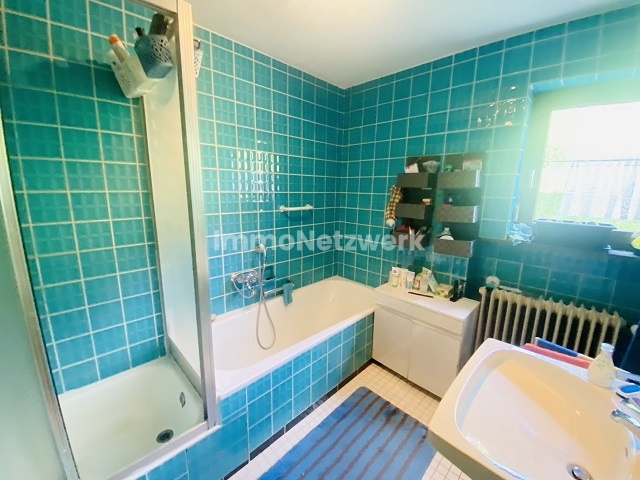 Badezimmer EG