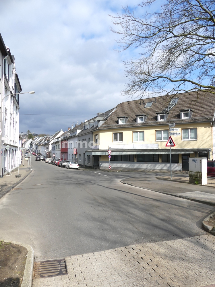 Straßenansicht