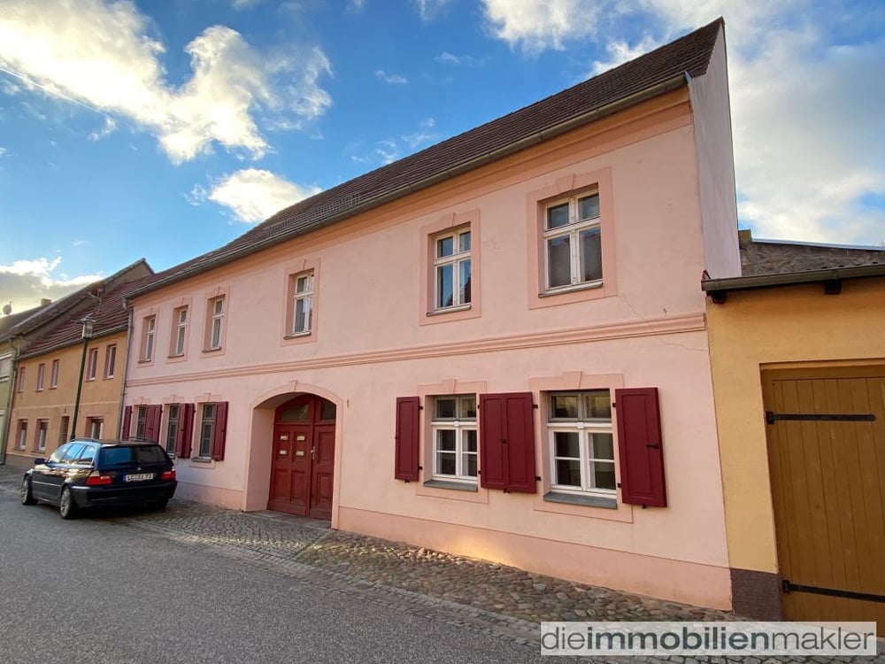 Mehrfamilienhaus in zentraler Lage von Luckau