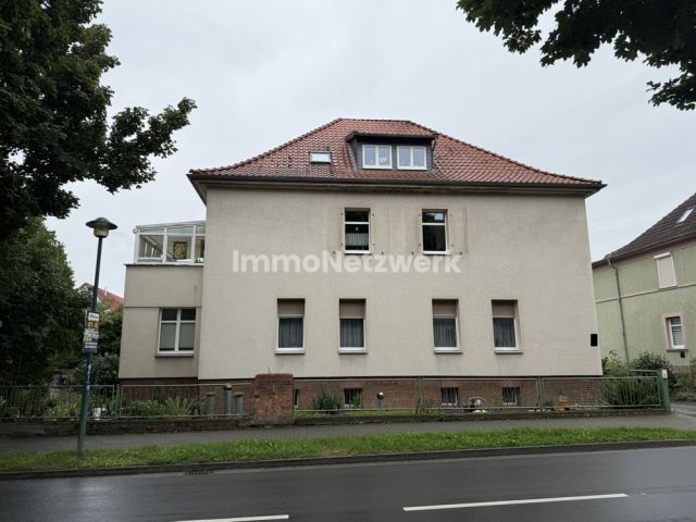 Dreifamilienhaus Oschersleben - 9 Zimmer, 5,64% Rendite, vollvermietet