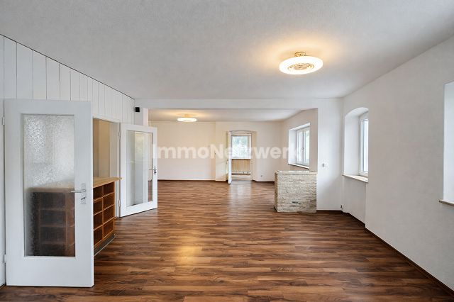 **Mehrfamilienhaus mit Perspektive – Attraktive Kapitalanlage in Wunsiedel**