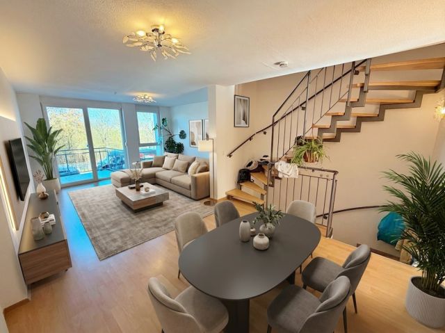 Reihenhaus mit Dachterrasse, Garten, Garage und Fernblick in begehrter Wohnlage