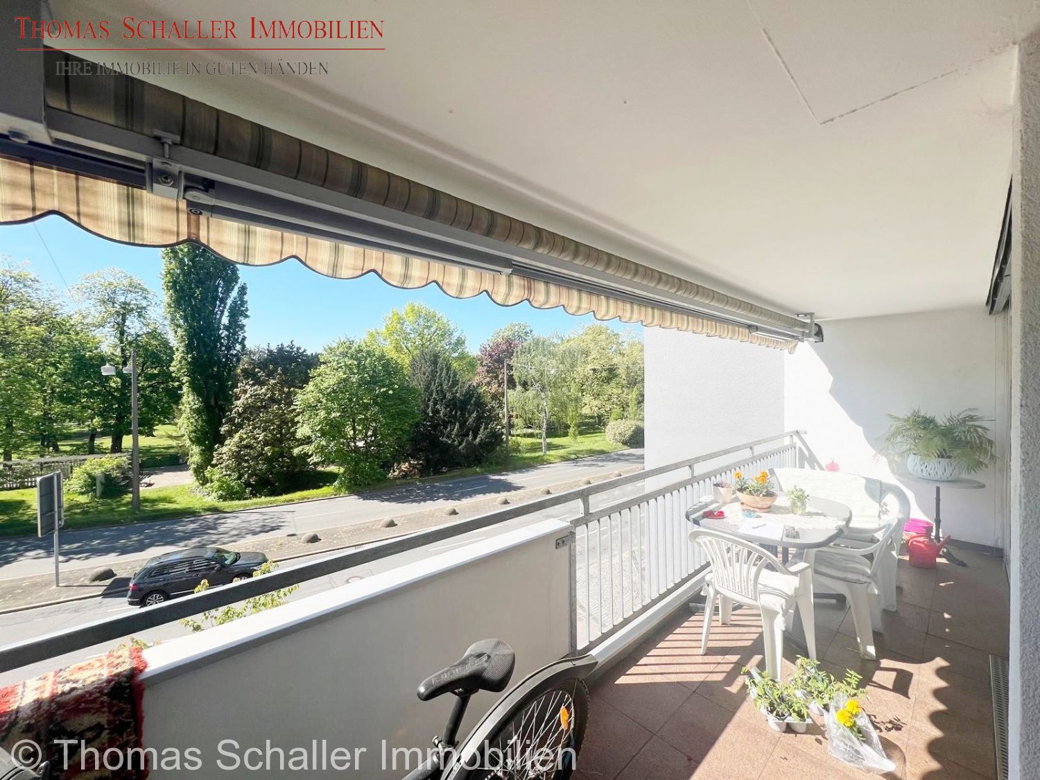 Exklusive Eigentumswohnung mit Parkblick – Luxus trifft Natur am Cramer-Klett-Park