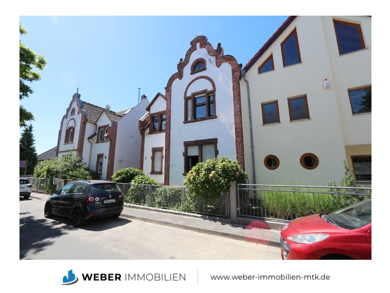 Verkauf im Bieterverfahren +++ provisionsfrei +++Sanierungsobjekt mit Ausbaupotenzial in Hattersheim