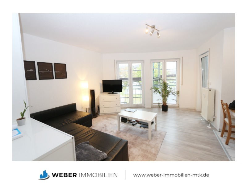 Modern möbliert wohnen mit sonniger Loggia und Blick ins Grüne