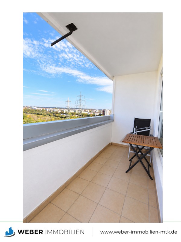 ++ WEIT-Blick vom 16.OG + vollmöbliert mit Einbauküche + Loggia + Stellplatz ++