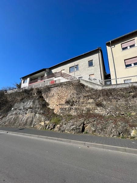 EFH mit ELW! Doppelhaushälfte mit ELW in ländlicher Lage hoch überm Tal - Gegenpol zum Stadttrubel!