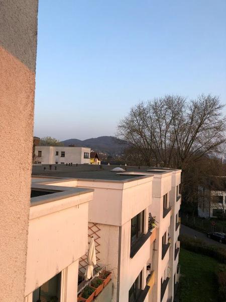 Helle und großzügige, top renovierte 2-Zimmer-Wohnung(67qm)mit Weitblick in Königswinter-Niederdollendorf!