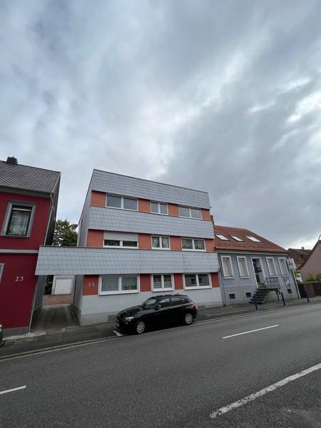 Traum! 3 ZKB mit Keller und Garage dauarhaft zu mieten!