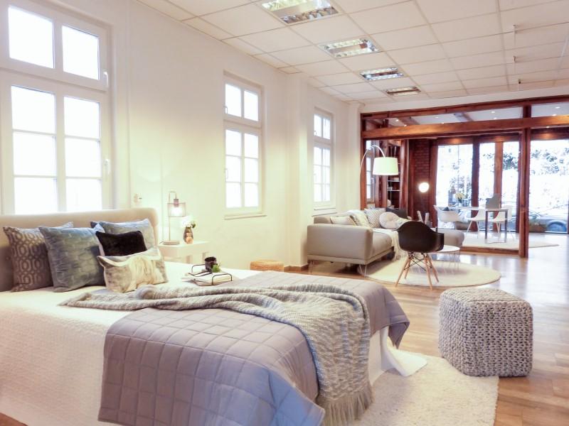 Urgemütliches kleines Anwesen 225 m² Wfl. + 250 m² Gewerbeeinheit + Wintergarten + sehr viel Charme!