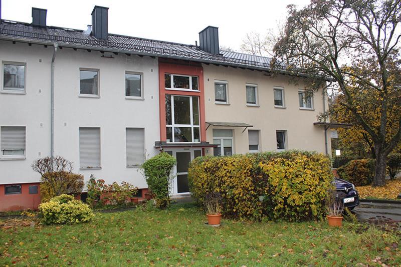 Ruhige 3-Zimmer Wohnung mit Balkon im Top-Zustand in Wiesbaden-Sonnenberg