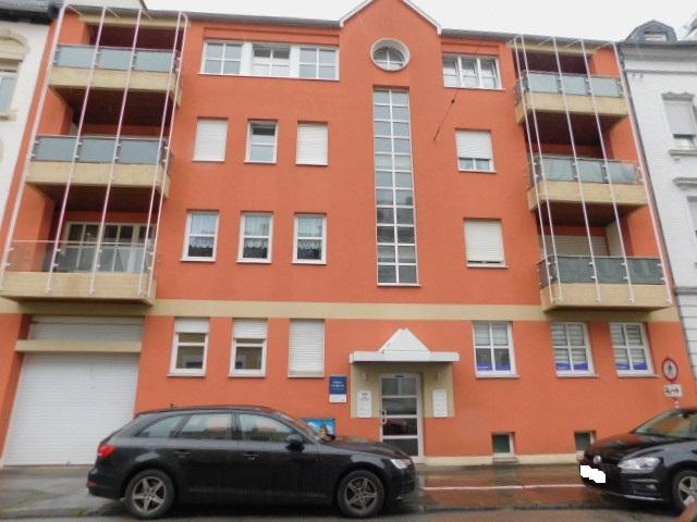 gesucht,gefunden,gekauft -gut geschnittene Dachgeschosswohnung in ruhiger Seitenstr. im Stadtzentrum von Trier