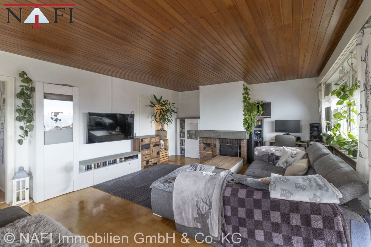 **3,5 Zimmer Etagenwohnung mit Weitblick**