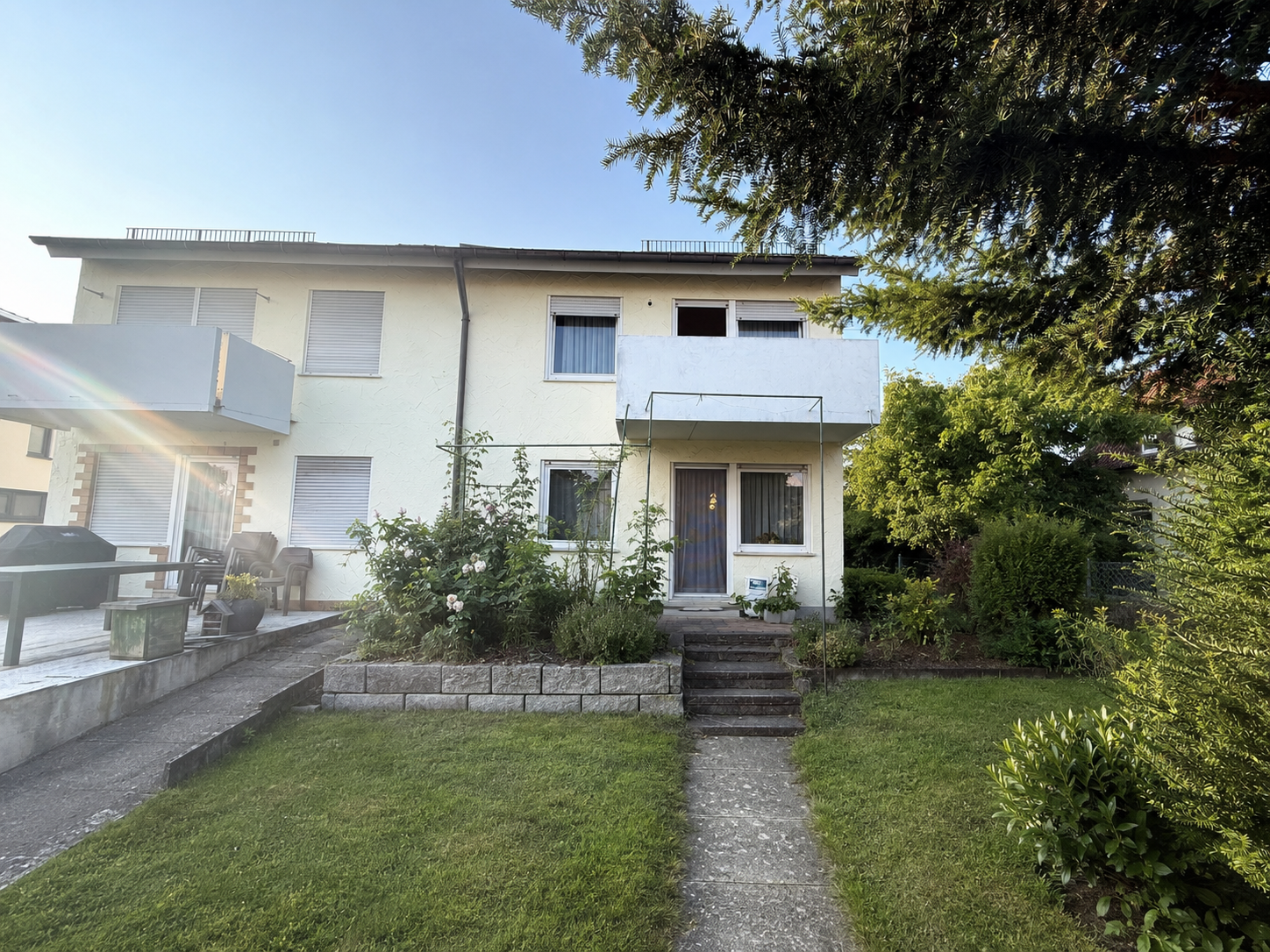 ++Charmante DHH in Ostfildern-Nellingen – 5 Zimmer, sonniger Garten & viel Potenzial++