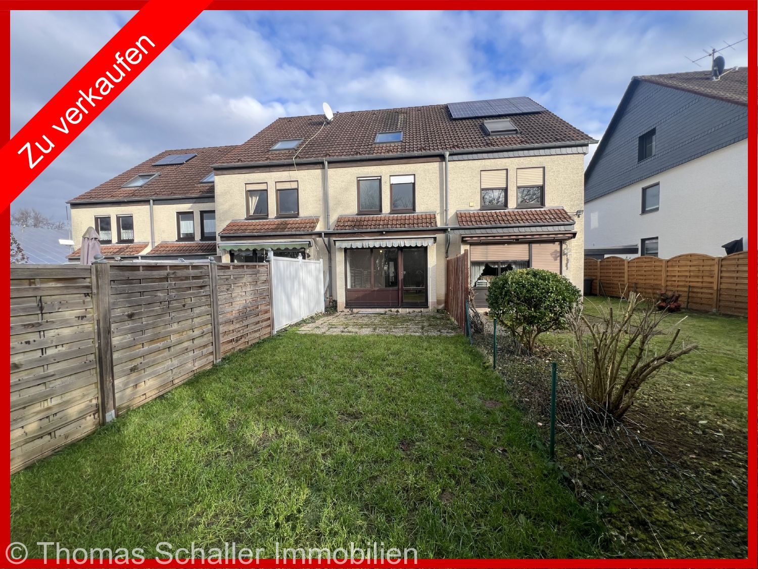Seltene Gelegenheit – renoviertes Reihenhaus für Familien in Paffrath!