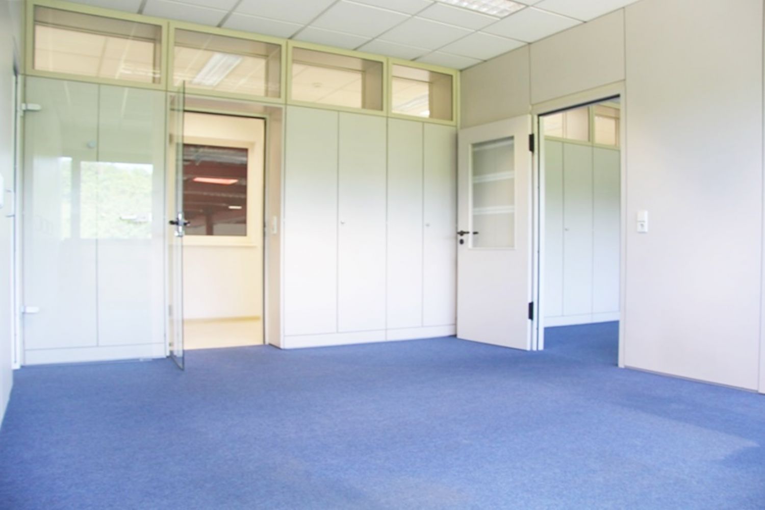 Flexible Büroeinheit mit 3 Räumen