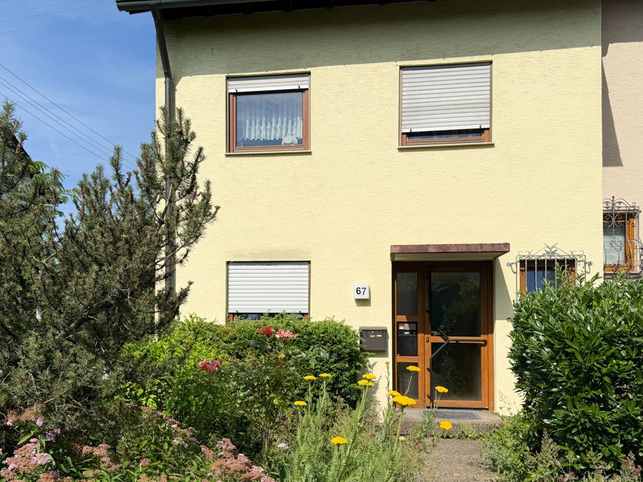145 m² - 7 Zimmer - 3 Balkone - Garten - Garage
