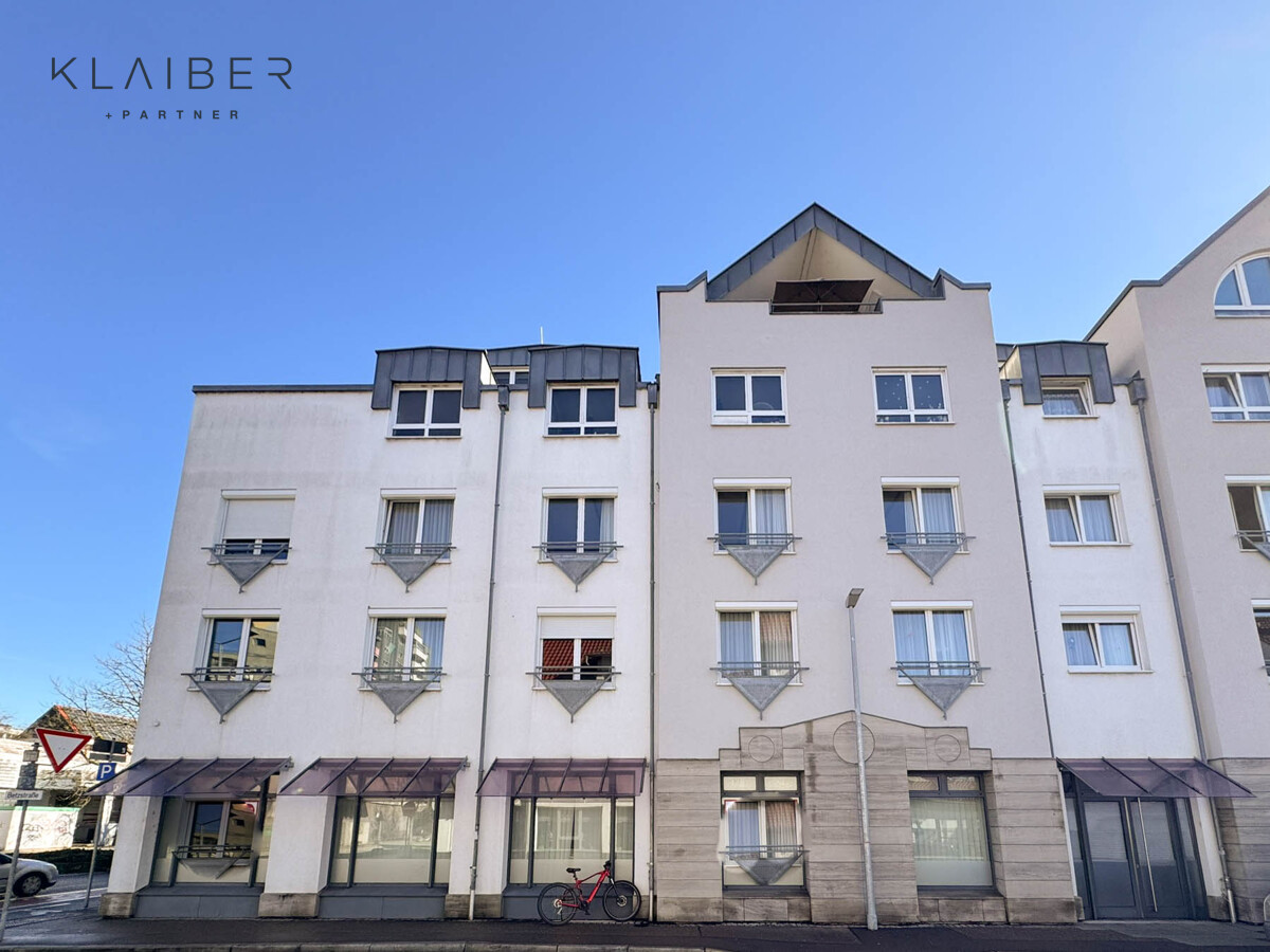 Schöne 3 Zimmer Maisonette mitten im Zentrum v.Göppingen mit TG-Stellplatz direkt am AGNES !