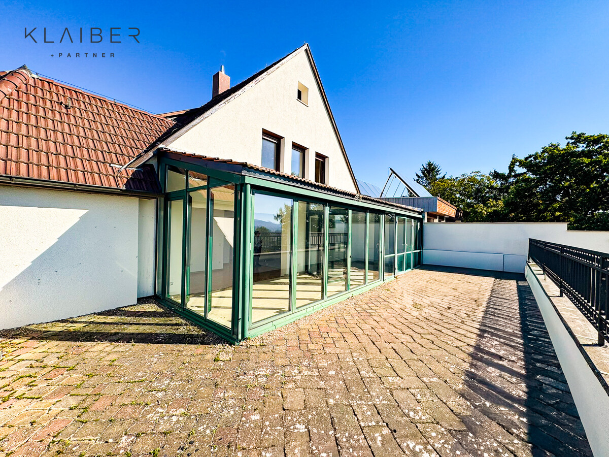 Exclusives Wohnen am Vogelgarten, EBK, 2 Bäder,WC, 2STP. riesieger Winterg.+Dachterrasse..