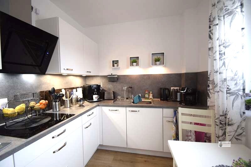 Neubau EG-Whg. links
mit Terrasse und Garten
Garage und 2 Abstellräumen
+ Luft-Wärme-Heizung