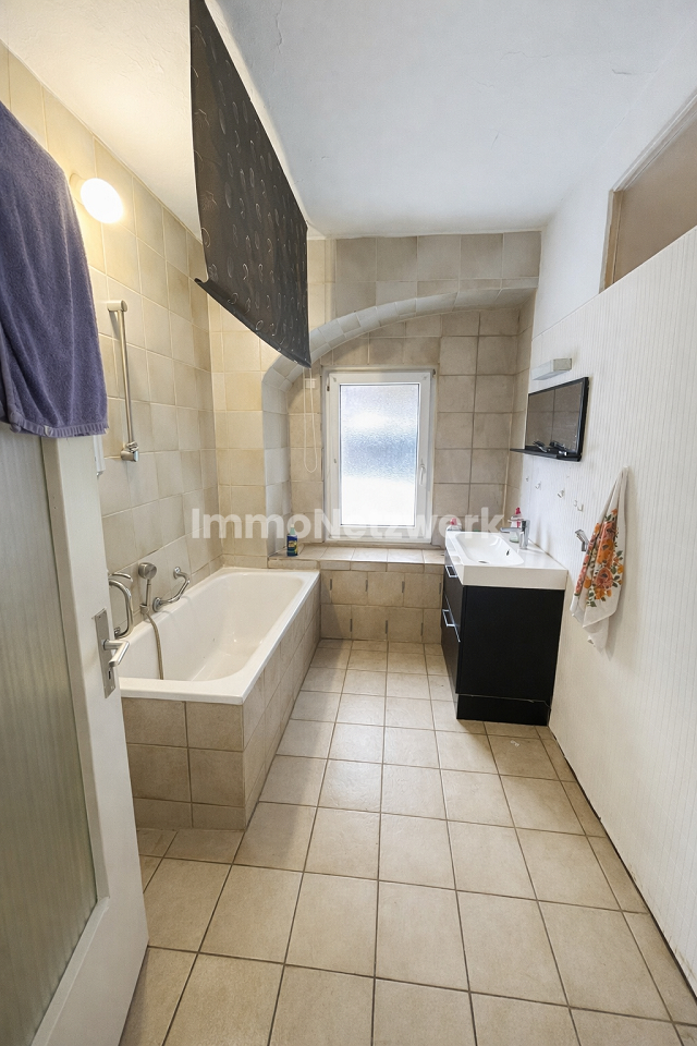 EG Wohnung Bad Beispiel