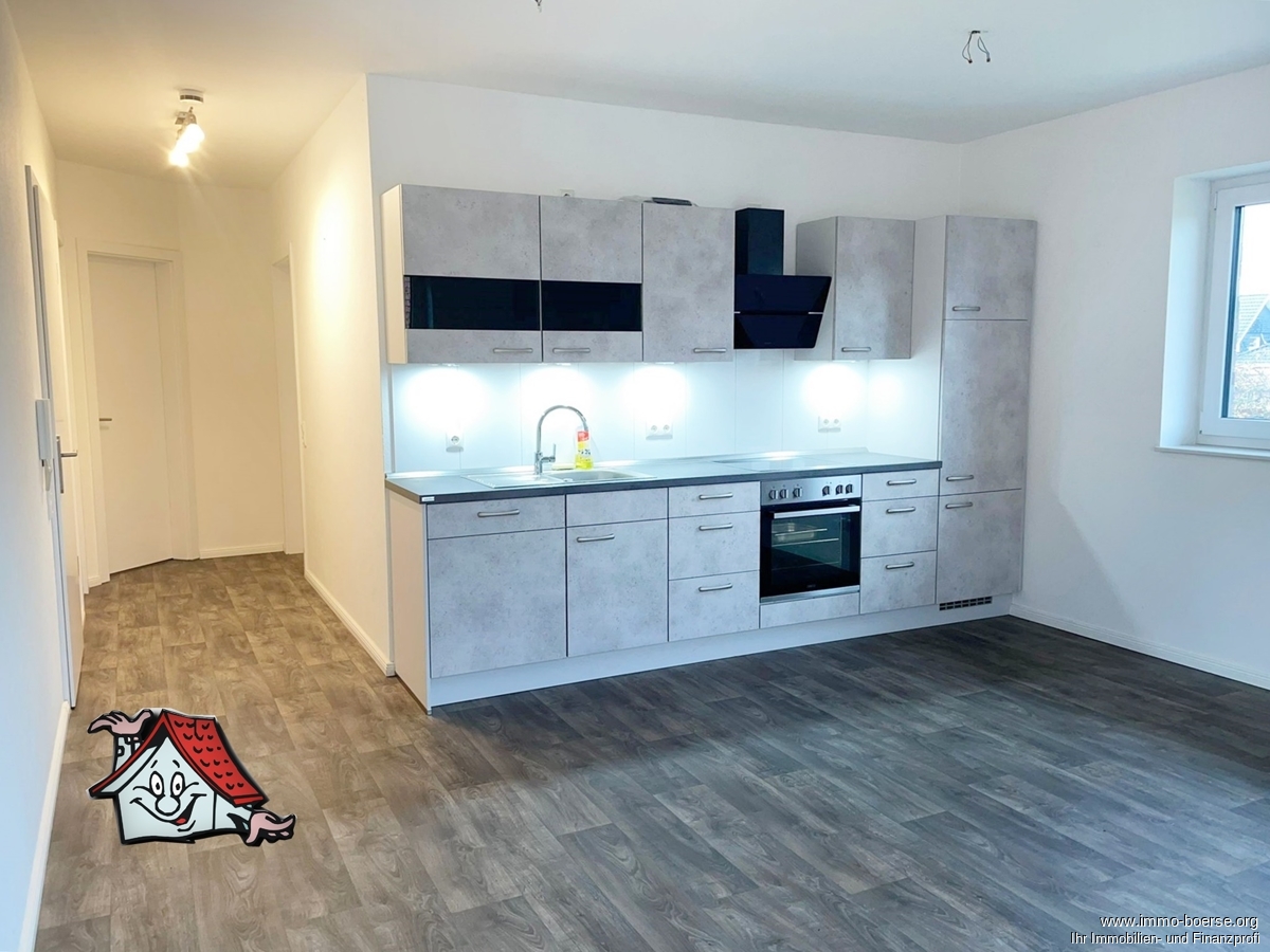 Moderne 2 ZKB Oberwohnung mit Einbauküche in Gehlenberg!