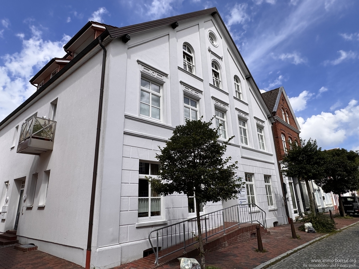 Sichtbar. Zentral. Erfolgreich. Ihre neue Geschäftsadresse in der Leeraner Fußgängerzone!