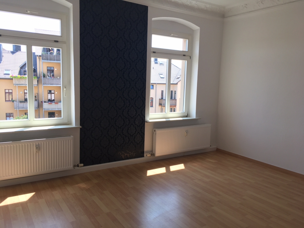 Für Ihren Neu-Anfang in Altenburg! Helle und praktische Wohnung mit Einbauküche!