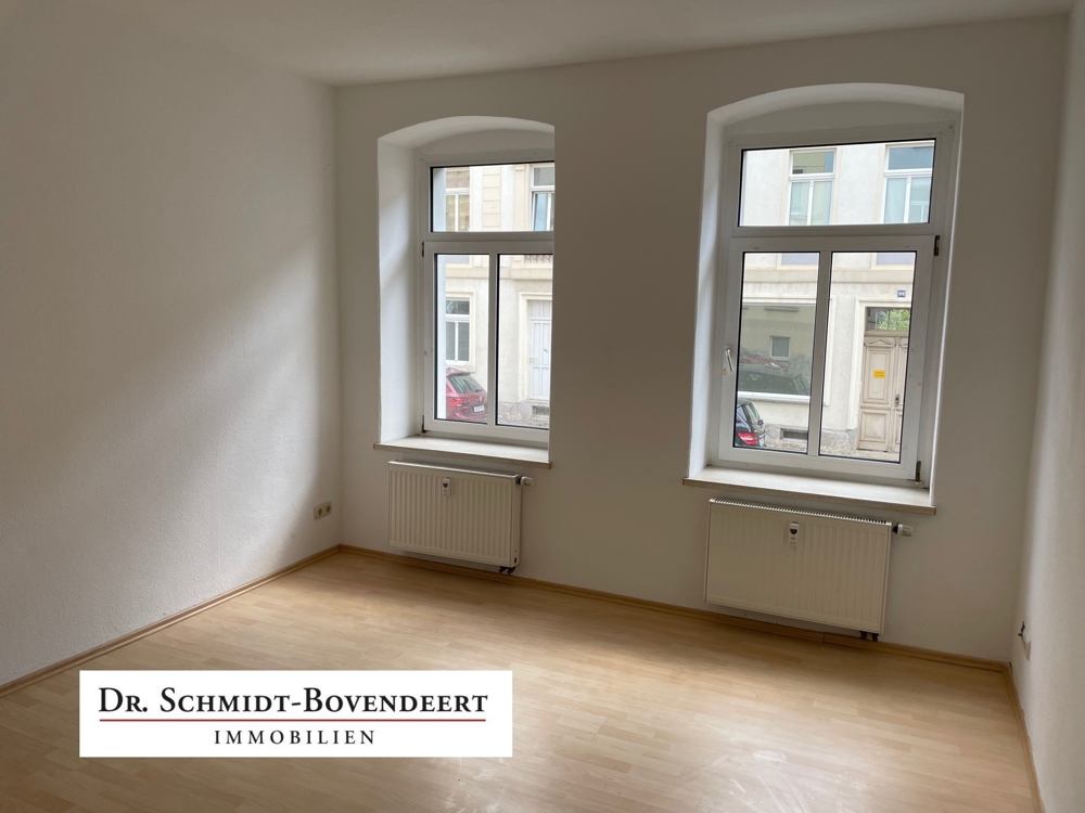 Praktisches, helles 1,5-Zimmer-Appartement (Hochparterre) für den Neuanfang im Ostviertel!